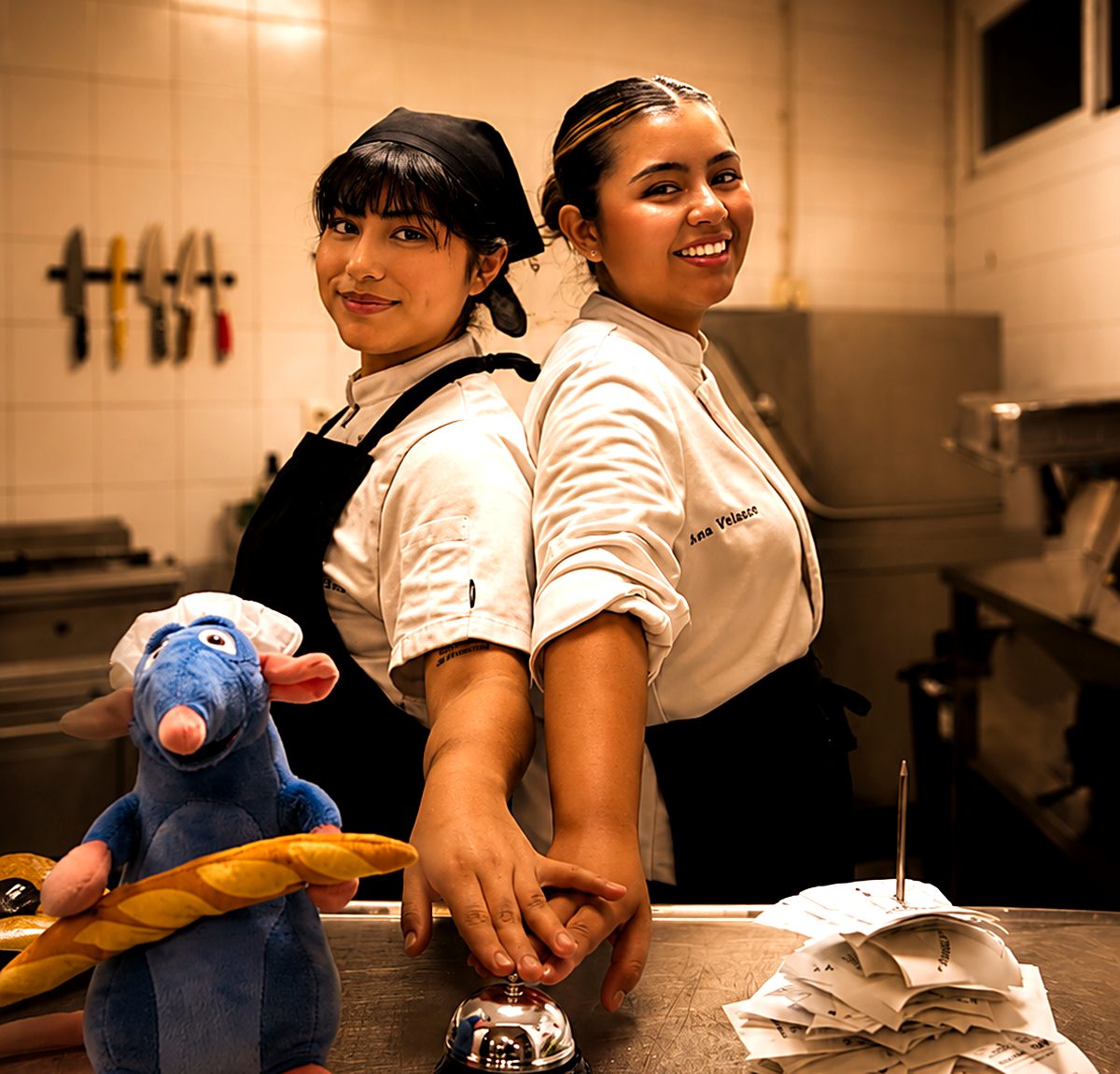 Parte del equipo de cocina de Atemporal
